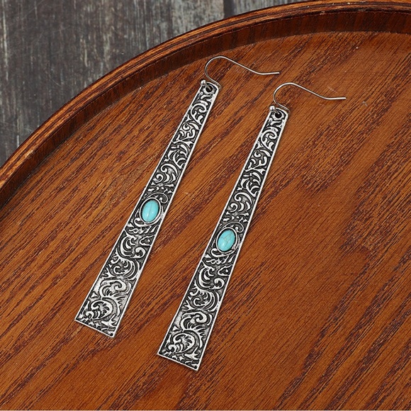 Artificial Turquoise Bar Earrings - Picture 4 of 4